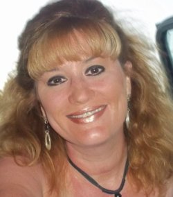 Kari  Larson Dougherty 1968-