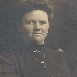 Signhild (Signe*) Thernius   Nilsdotter - Broman - Eklund 1879-1949